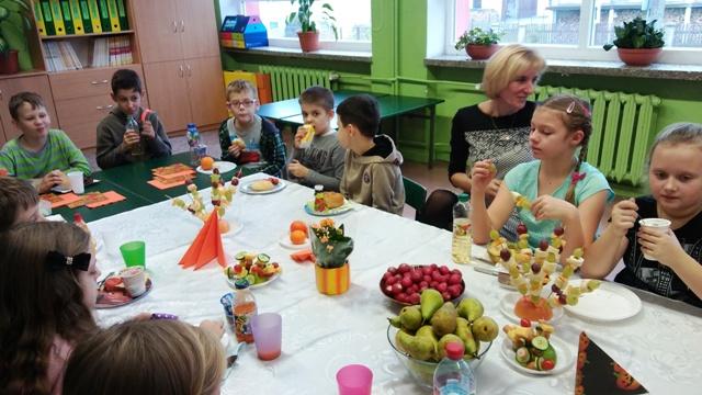 07.11.2016_ŚNIADANIE DAJE MOC056.jpg - 015121 05002d04e03a86804e01040c3025e1e5d23615ca20e17791e615301be162221e12ab22620ad21e1d5825e1e6d23615cb20e17641e61a791be1a321ce12661d614e91de14751e614651ee17db1f61a8e1ee162f1ee1c1f